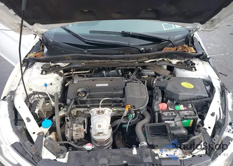 2016 Honda Accord Sport z USA, uszkodzony, nr VIN 1HGCR2F52GA139070